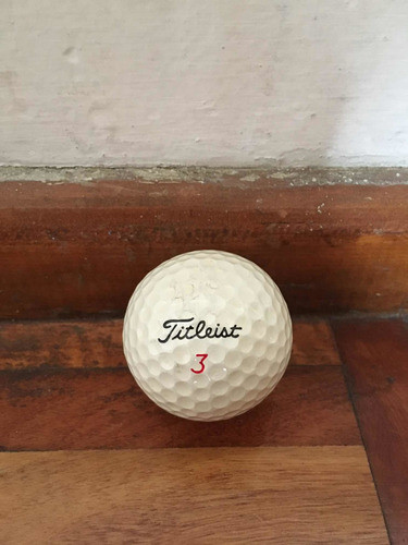 Pelota De Golf Titleist + Grama 0