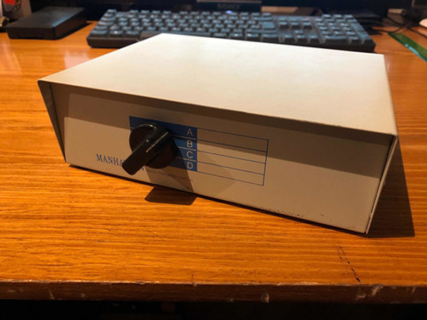 Switch Video Manhattan Para 4 Unidades 0