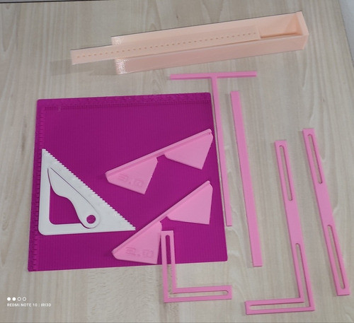 Set De Encuadernación, Cuna Y Tabla De Plegado. Scrapbooking 0