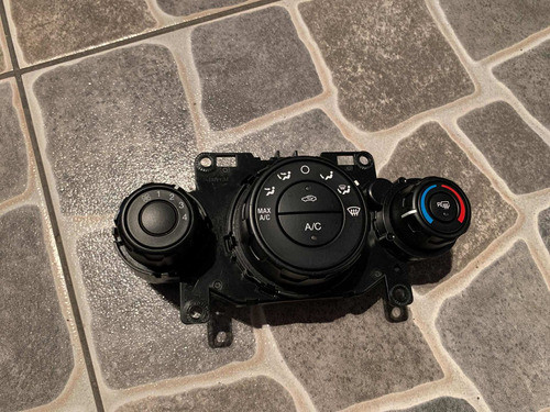 Comando Climatizador Ford Ecosport/fiesta. 0