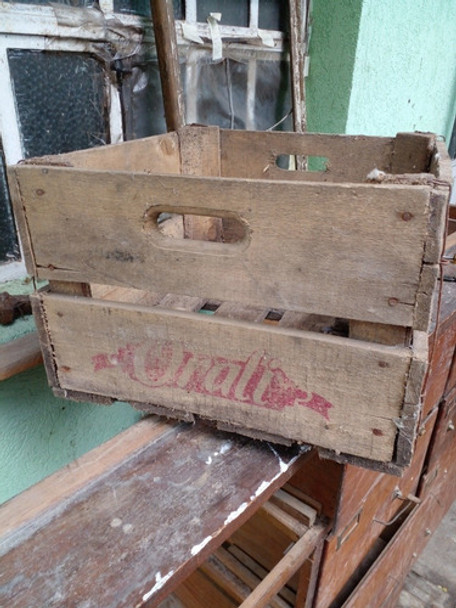 Antiguo Cajon De Madera Con El Sello Orali 0