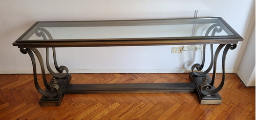 Mesa De Arrime Con Tapa De Vidrio Y Base De Hierro 0