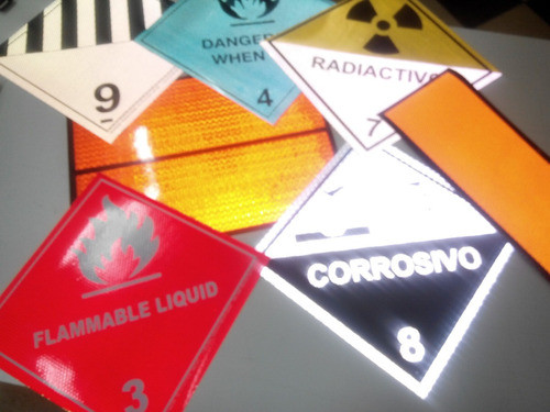 Calcos Reflectivos Autoadhesivos De Sustancias Peligrosas 0