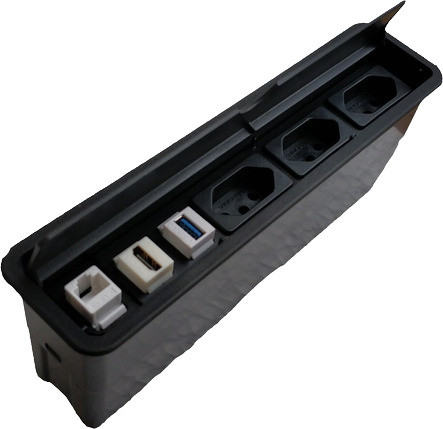 Caixa De Tomada De Com 3 Tomadas + 2 Usb Dados + 1 H-d-m-i 0