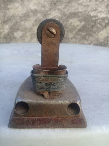 Antigua Plancha Edison 0