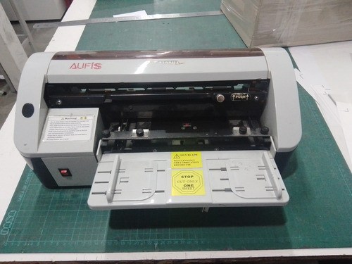 Cortadora De Tarjetas Eléctrica 0