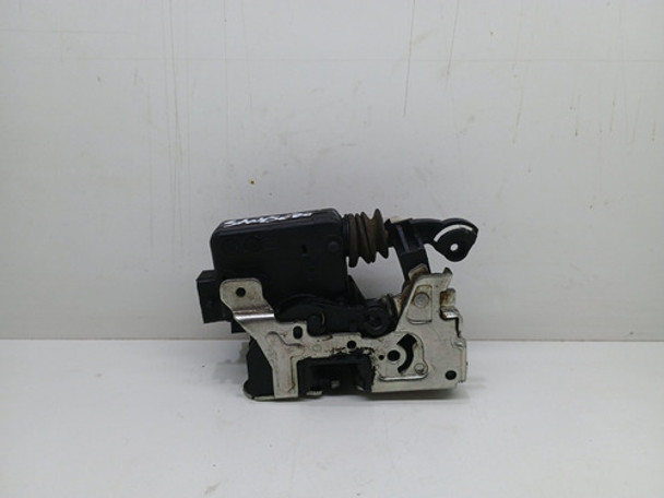 Trava Elétrica Porta Traseira Direita Renault Sandero 12/16 0 Trava Elétrica Porta Traseira Direita Renault Sandero 12/16 0