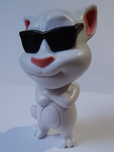 Juguete Mcdonald's, Talking Tom White Cool 0