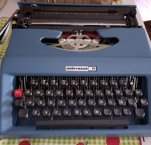 Maquina De Escribir Anda Perfectamente 0