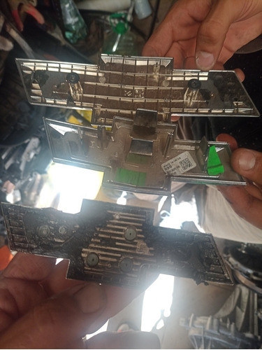 Insignia Chevrolet Spin Ónix 0