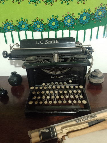 Maquina De Escribir L.c. Smith 0