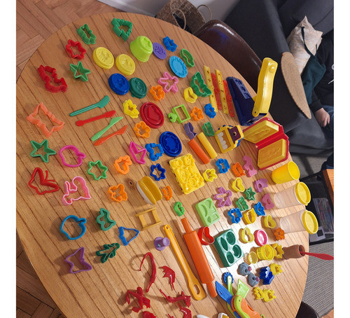 Lote Moldes, Cortantes Para Masa. Y Juguetitos. Ver Fotos 0