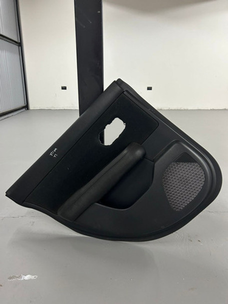Tapizado De Puerta Trasero Izquierdo Nissan Tiida Usado Orig 0