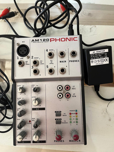 Consola Phonic Am120 0