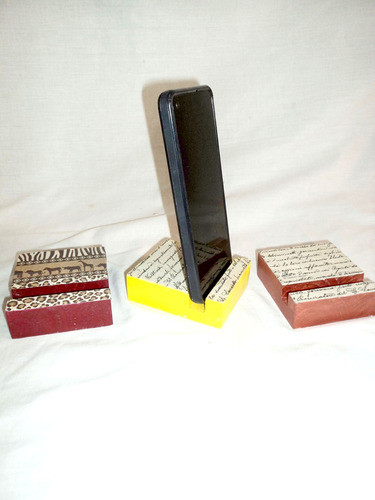 Porta Celular O Tablet En Madera Super Practico 0