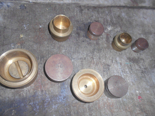 Antiguos Moldes Fanahor Botones 0