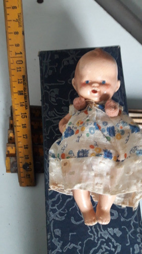 Antiguedad Muñeca De Ceramica Con Sello En La Espalda 11cm 0
