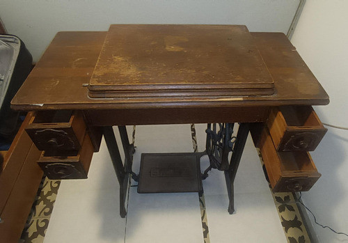 Mesa Mueble Máquina De Coser Singer 0