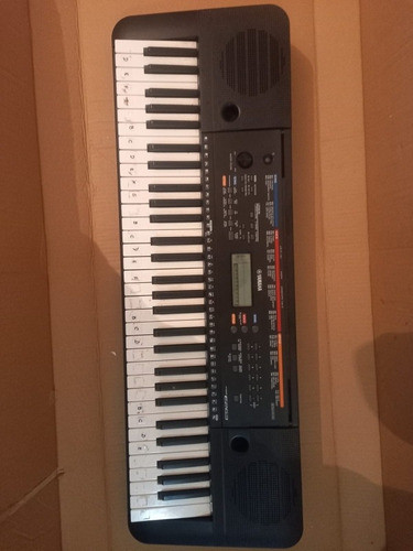 Órgano Yamaha E263 0