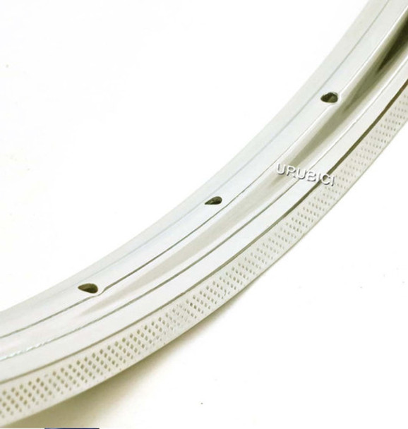 Juego Ruedas 26 X 1 1/2 ´+ Piñon 18 `+2 Cubiertas+2 Camaras 0 Juego Ruedas 26 X 1 1/2 ´+ Piñon 18 `+2 Cubiertas+2 Camaras 0