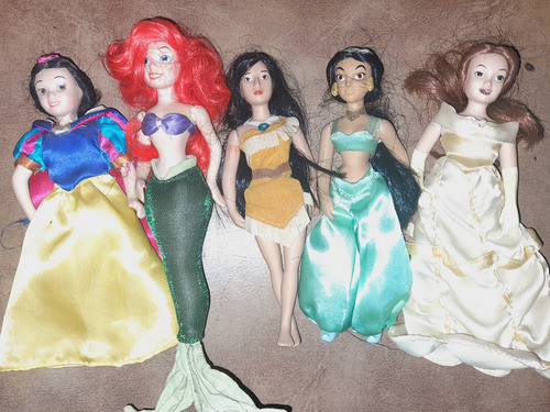 Muñecas De Porcelana Princesas 0