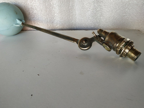 Flotante Alta Presión Regulable De 1/2 Con Boya 0