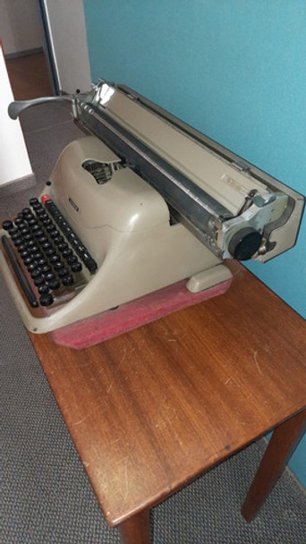 Maquina De Escribir Olivetti Lexikon 80 0