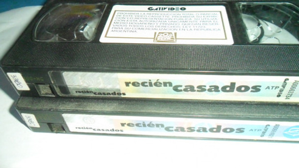 Vhs Recién Casados (sin Caja Original) 0