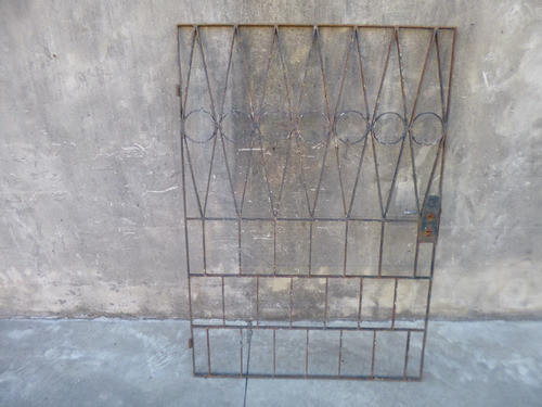 Puerta Portoncito De Hierro Antiguo 105 Por 150 0