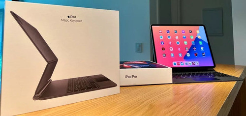 Apple Magic Keyboard iPad 12,9 Pulgadas 5ta Generación 0