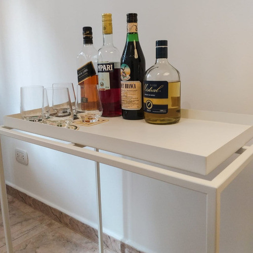 Mesa Auxiliar De Hierro 0