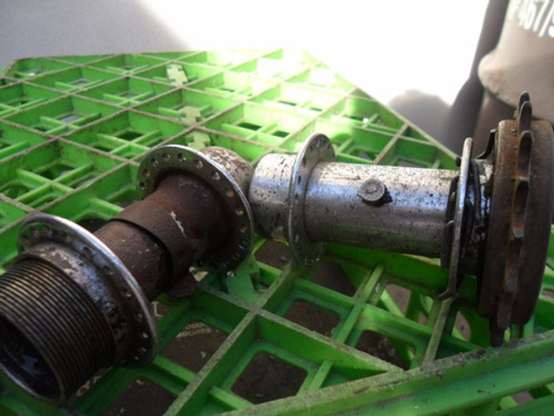 Maza De Bicicleta Inglesa, Traseras, 40 Rayos. Sin Sellos 0 Maza De Bicicleta Inglesa, Traseras, 40 Rayos. Sin Sellos 0