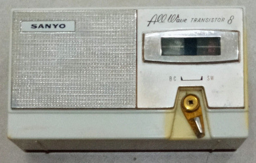 Radio Sanyo All Wave Transistor 8(no Funciona) 0