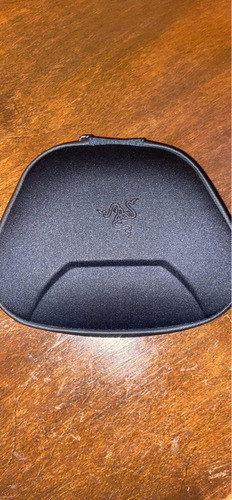 Razer Wolverine Ultímate 0