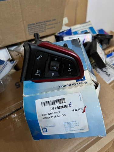 Comando Volante Chevrolet Onix Borde Rojo Original 0