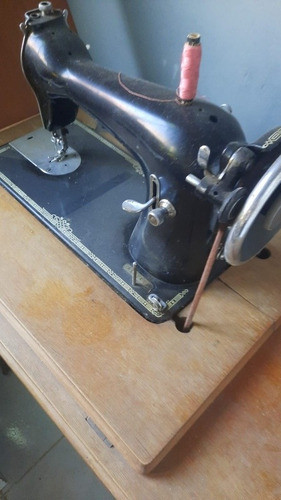 Maquina De Coser Antigua Funcionando.marca Singer 0
