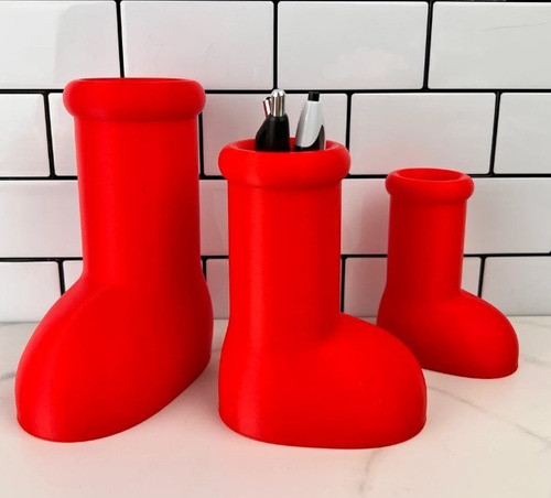 Bota Roja Astro Boy, Msch Big Red Boots 0