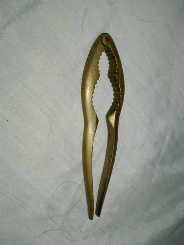 Antiguo Rompenueces Bronce Macizo 0