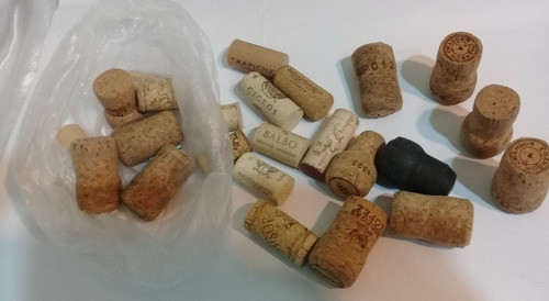 Corchos De Vino X 25 Unidades 0