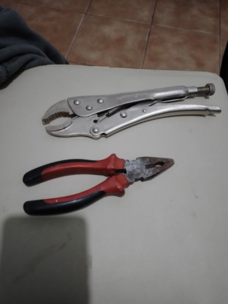 Pinza De Presion Tipo Perro  Y Pinza Universal Mccarthy 0