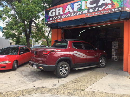 Decoracion Fiat Toro 4x4 0