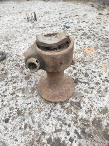 Crique Antiguo De Automóvil 0