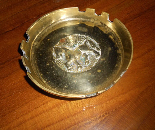 Cenicero De Bronce Antiguo 0