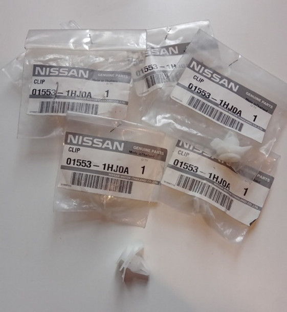 Broche Consola Nissan March Versa Original 0