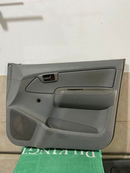 Tapizado De Puerta Delantero Derecho Toyota Hilux 0