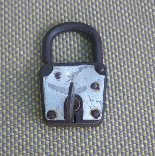 Antiguo Candado Tvo Con Llave / Chico 0