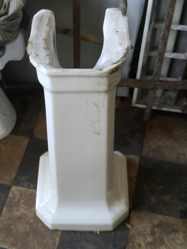 Pie Pileta Olmos Antiguo 0