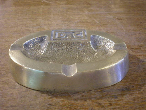 Antiguo Cenicero De Bronce 0