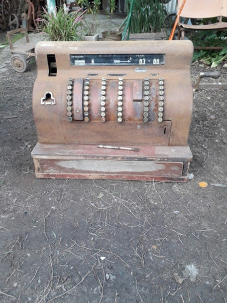 Registradora Antigua 0