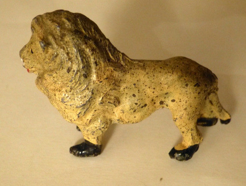 Antiguo Leon Plomo Hueco Selva Chacra 0
